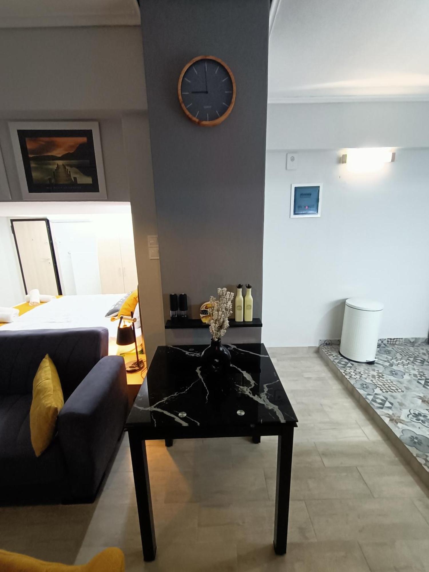 Urban Nest Apartment Athens Exterior photo